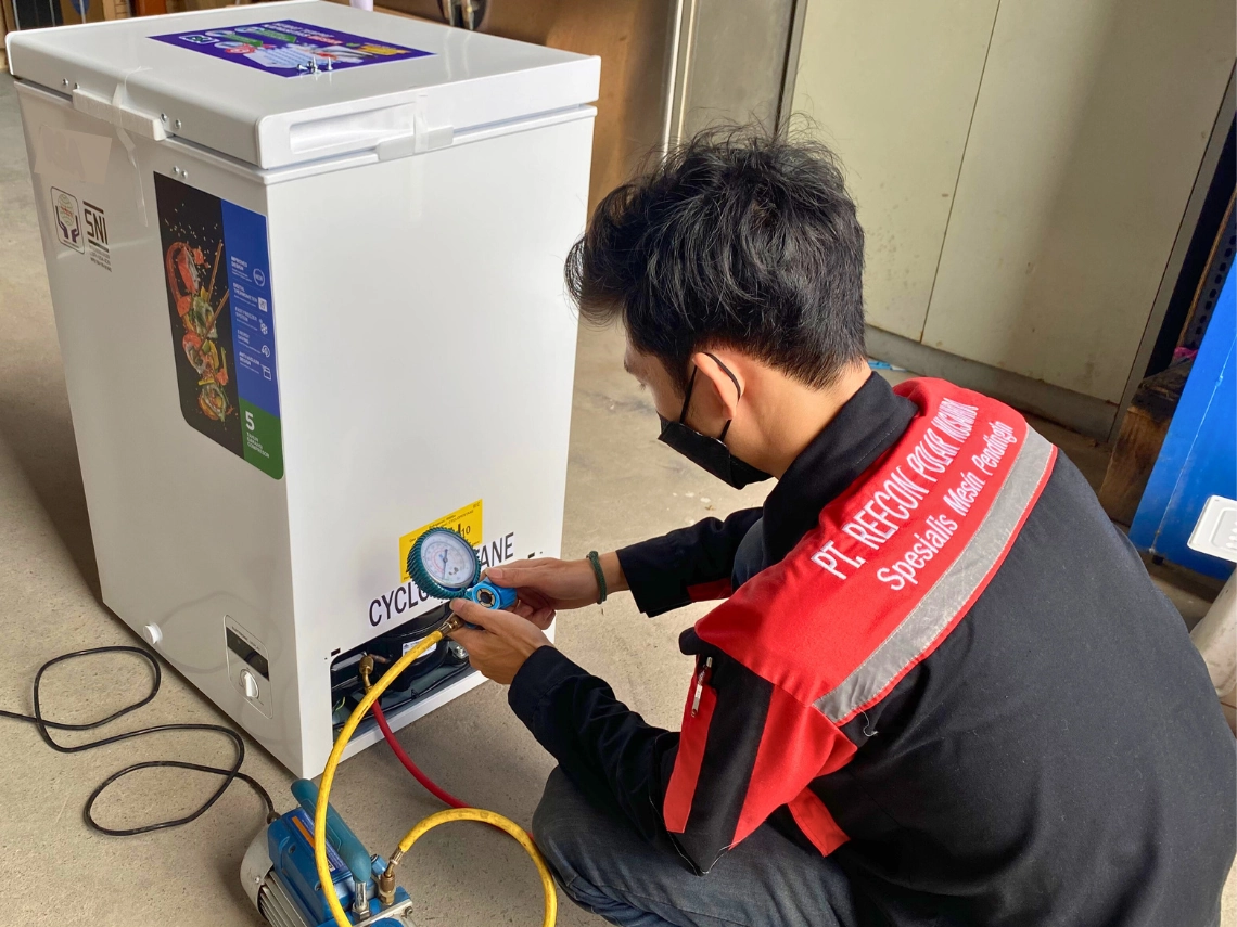 Gambar Variasi Teknisi Freezer Refcon Polar Nusaindo